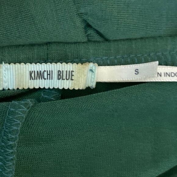 Urban Outfitters Kimchi Blue Green Bell Long Sleeve Peplum Blouse Top Size S - Picture 3 of 4